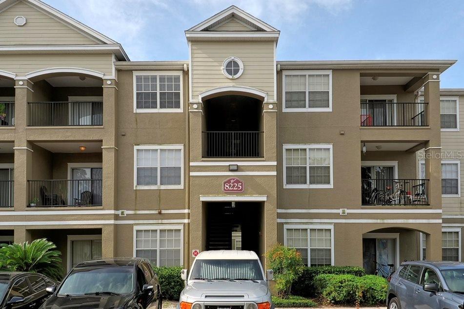 Photo of 8225 Claire Ann Drive #305, Orlando, FL 32825 (MLS # O6431525)