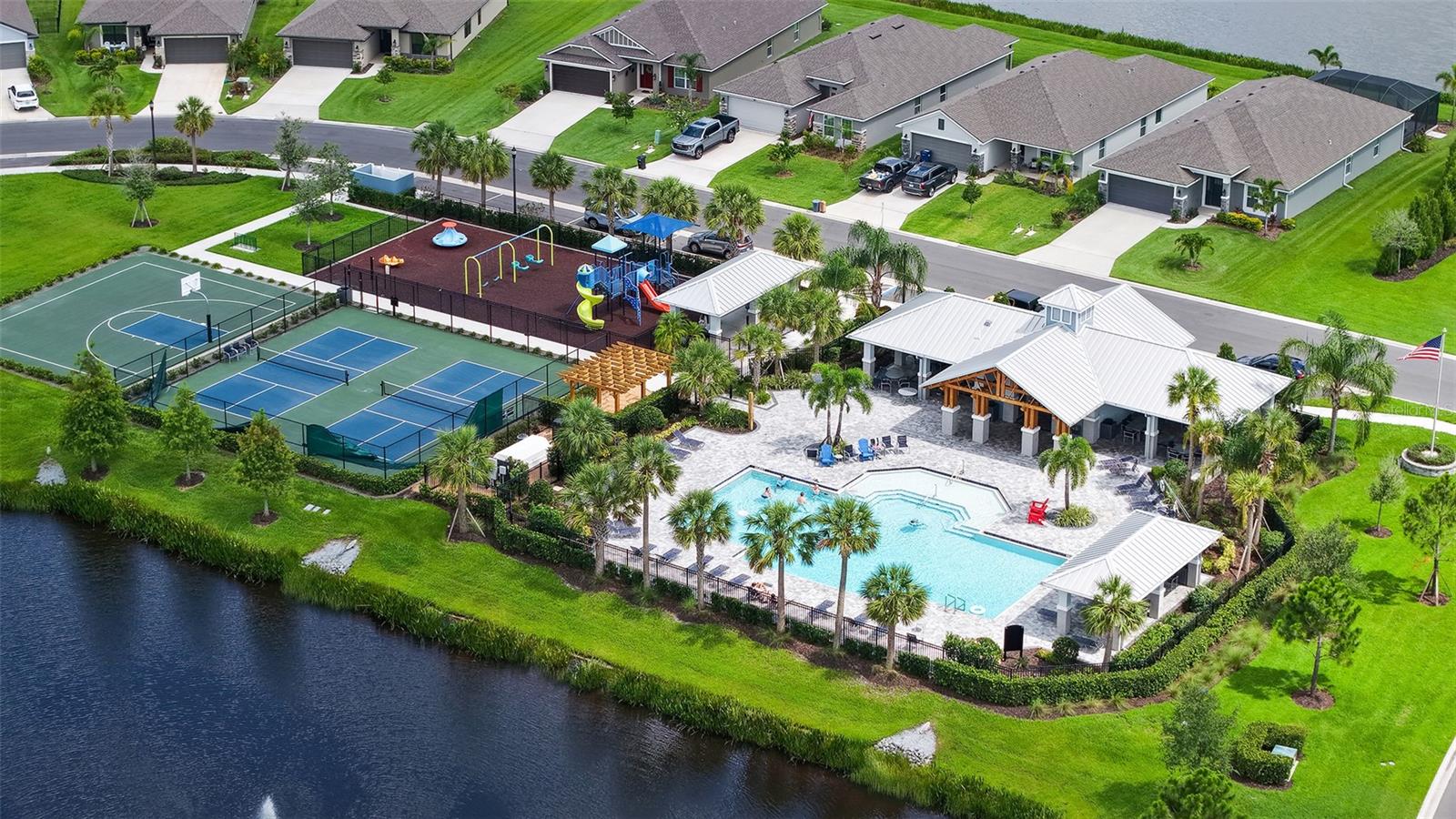 AVIARY AT RUTLAND RANCH PH 1A & 1B - Residential