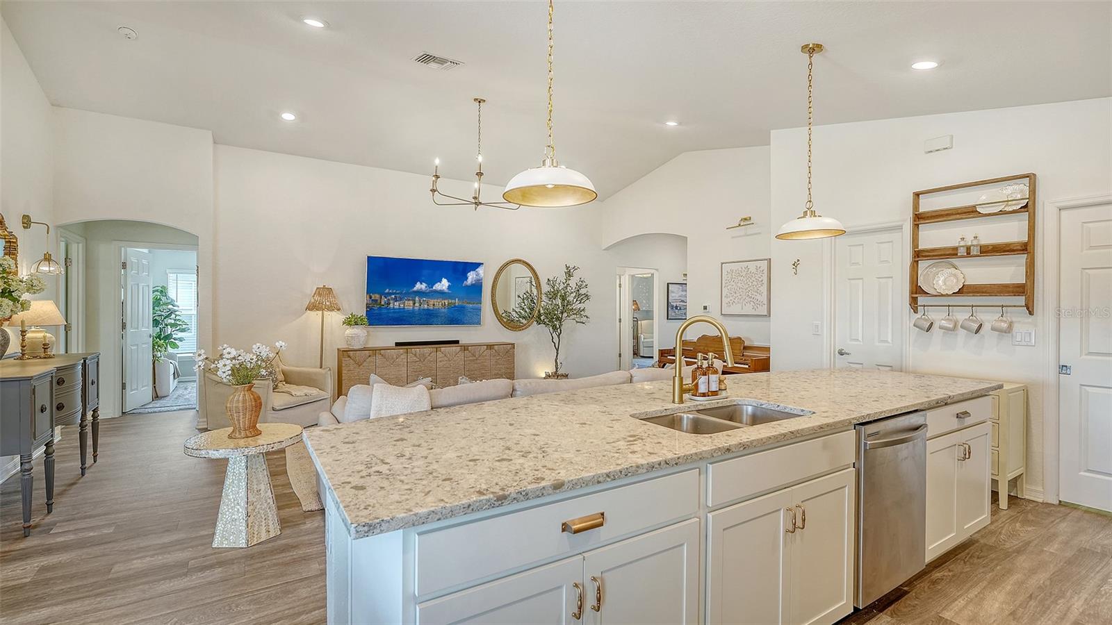 AVIARY AT RUTLAND RANCH PH 1A & 1B - Residential