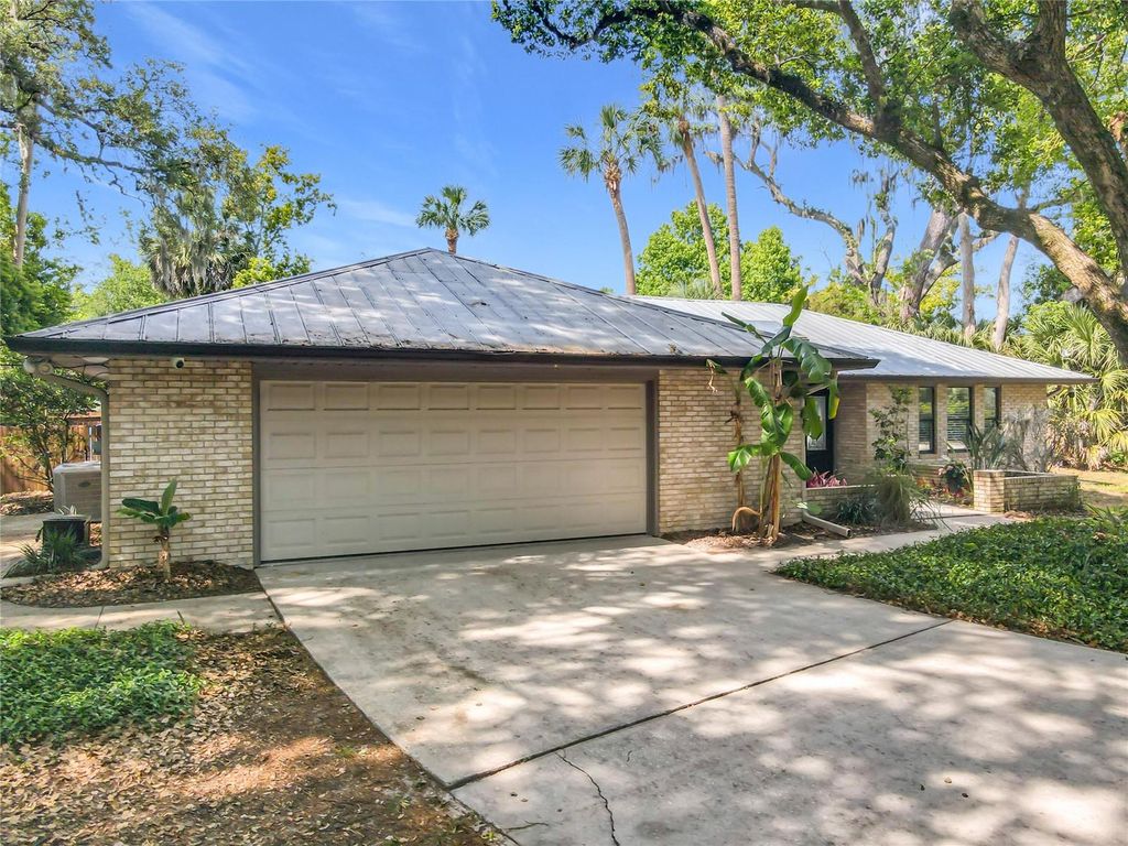 Photo of 800 Upsala Road, Sanford, FL 32771 (MLS # O6403297)