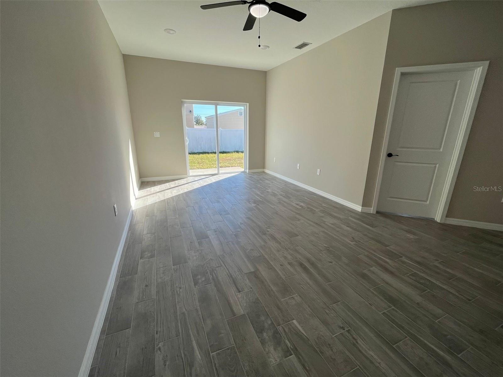 POINCIANA SUBDIVISION NBRHD 3 VIL 3 - Residential Lease