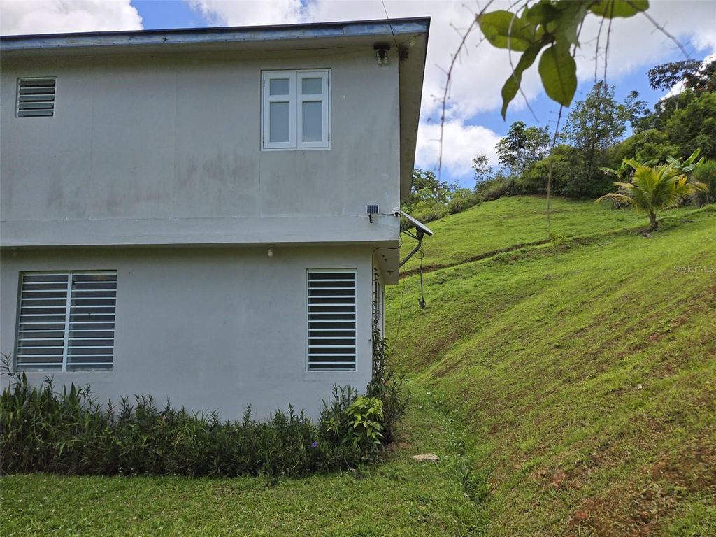 Photo of 813 Km 2.5 Int, Naranjito, PR 00719 (MLS # PR9121472)