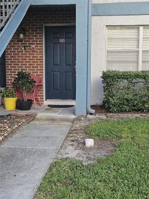 Photo of 14524 Seaford Circle #101, Tampa, FL 33613 (MLS # W7880097)