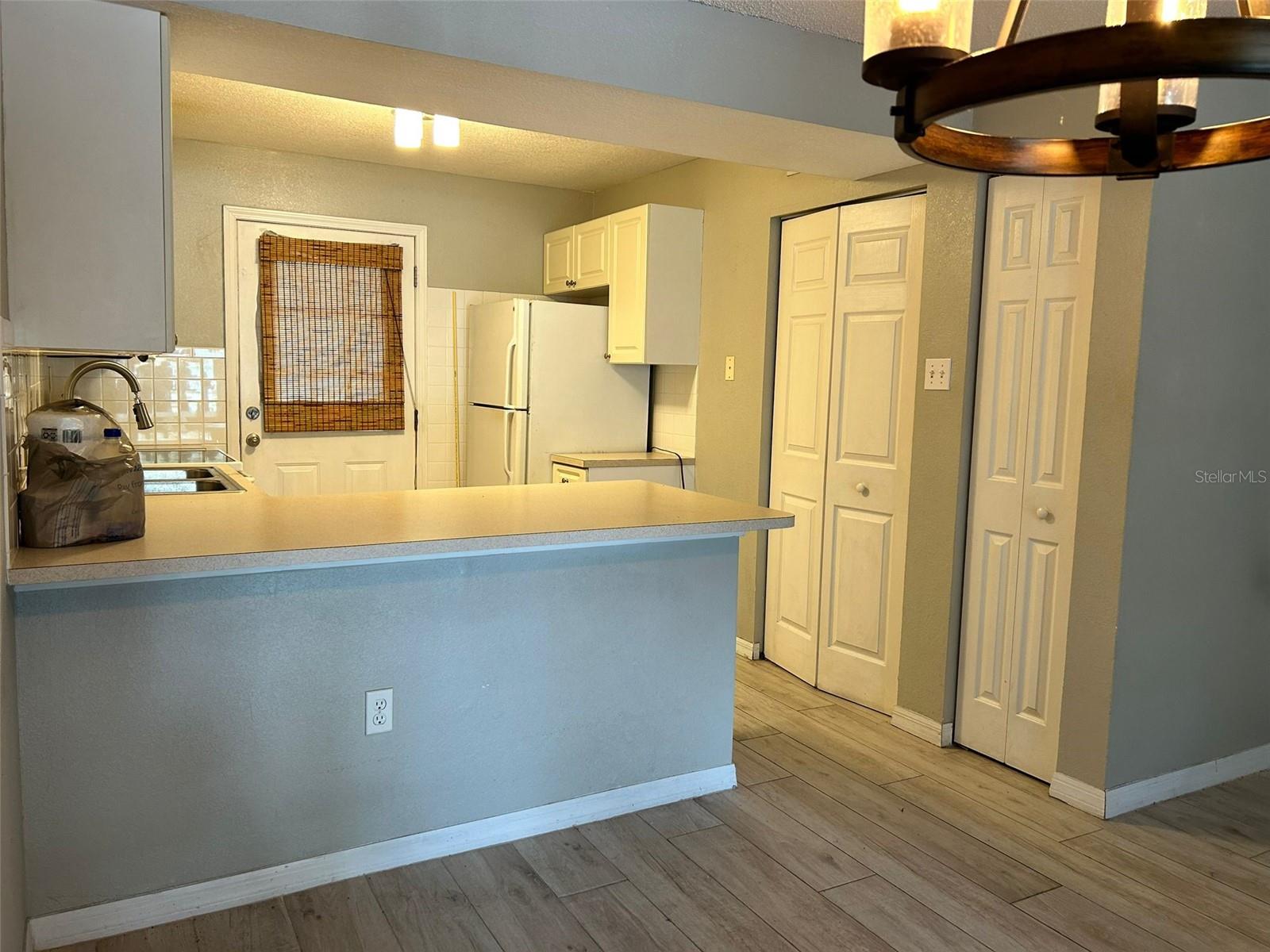 BAY POINTE COLONY A CONDOMINIUM - Residential Lease