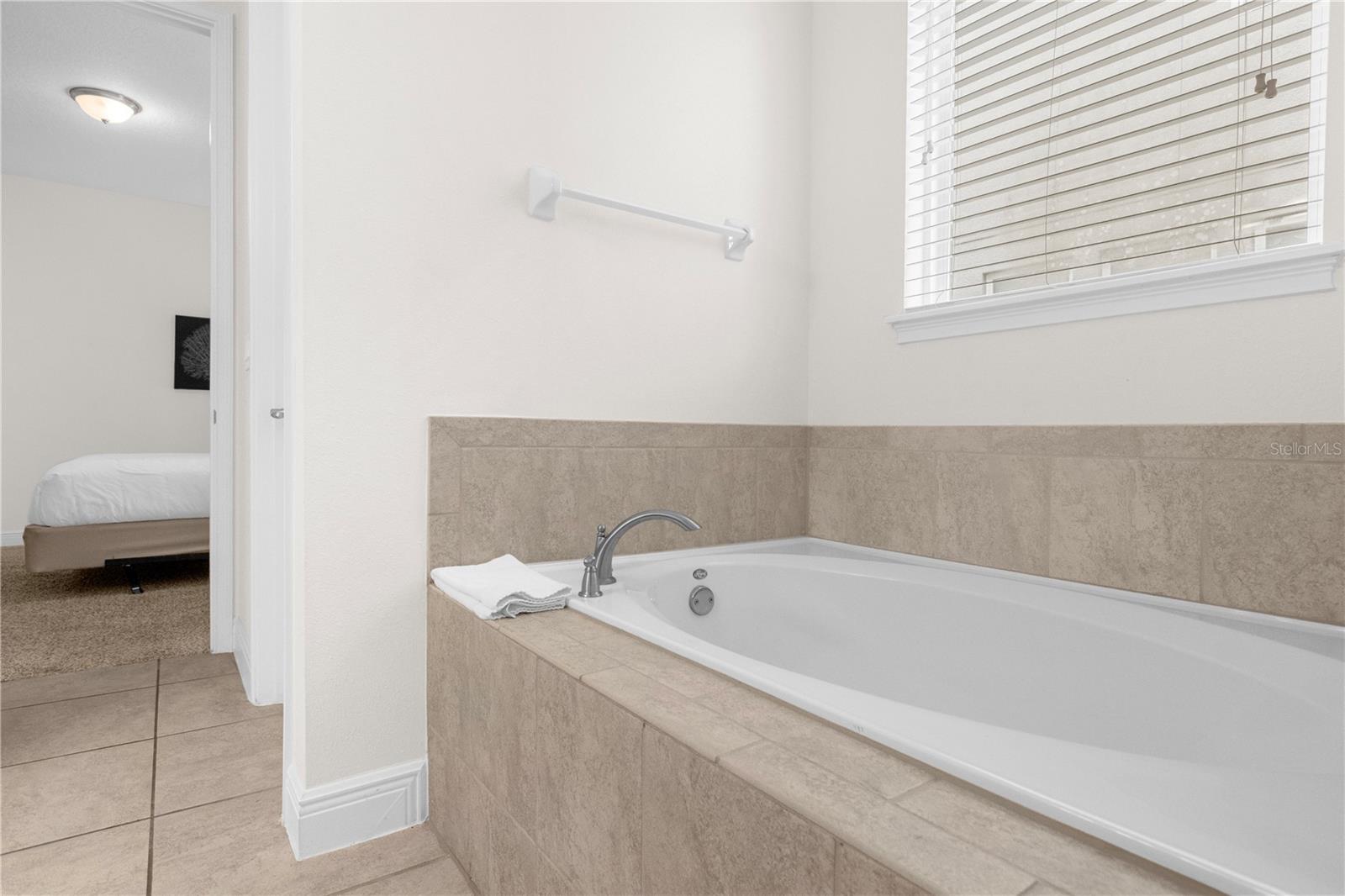 REUNION WEST PH 1 WEST & AMENT CTR RPLT - Residential