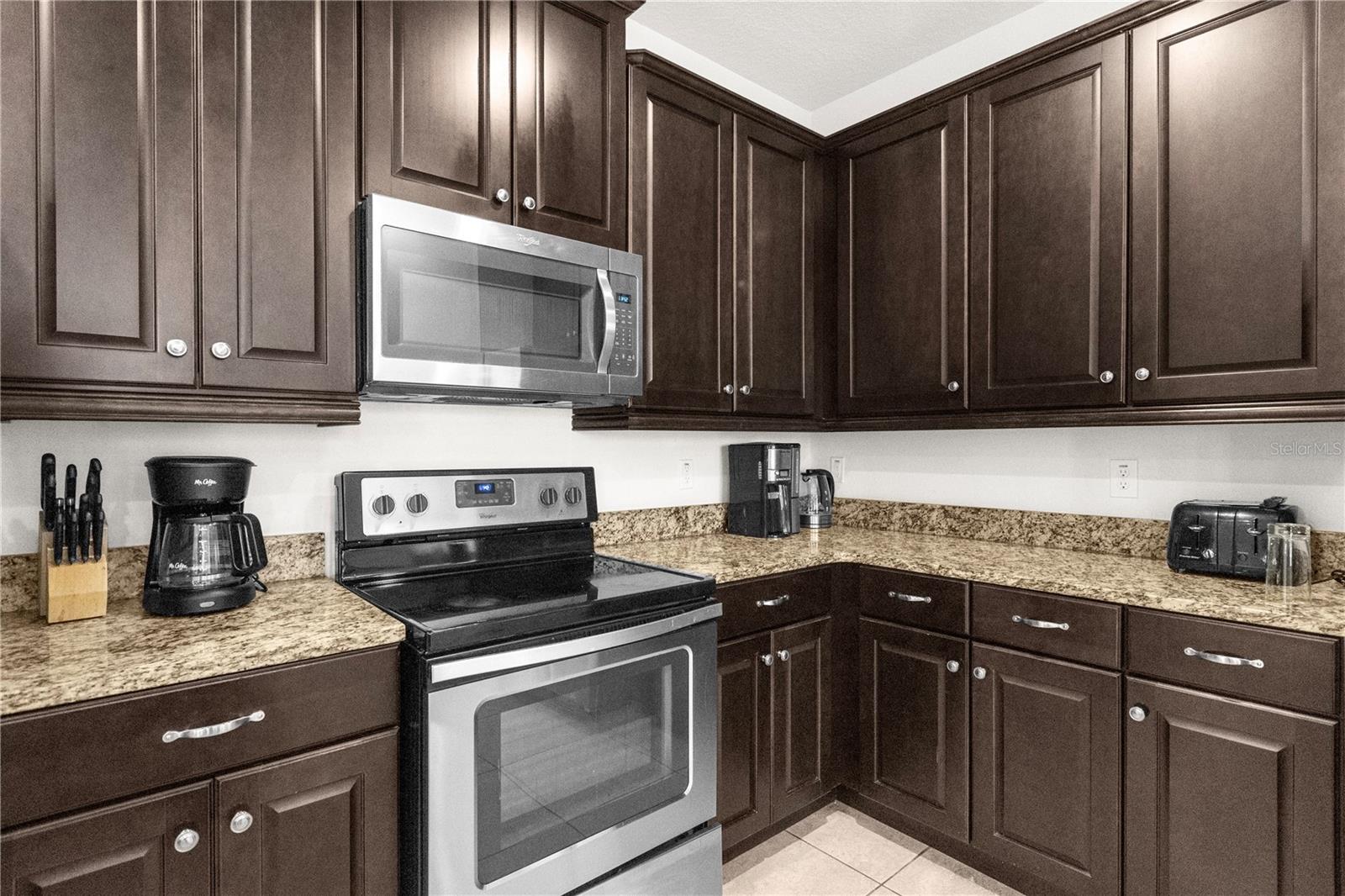 REUNION WEST PH 1 WEST & AMENT CTR RPLT - Residential