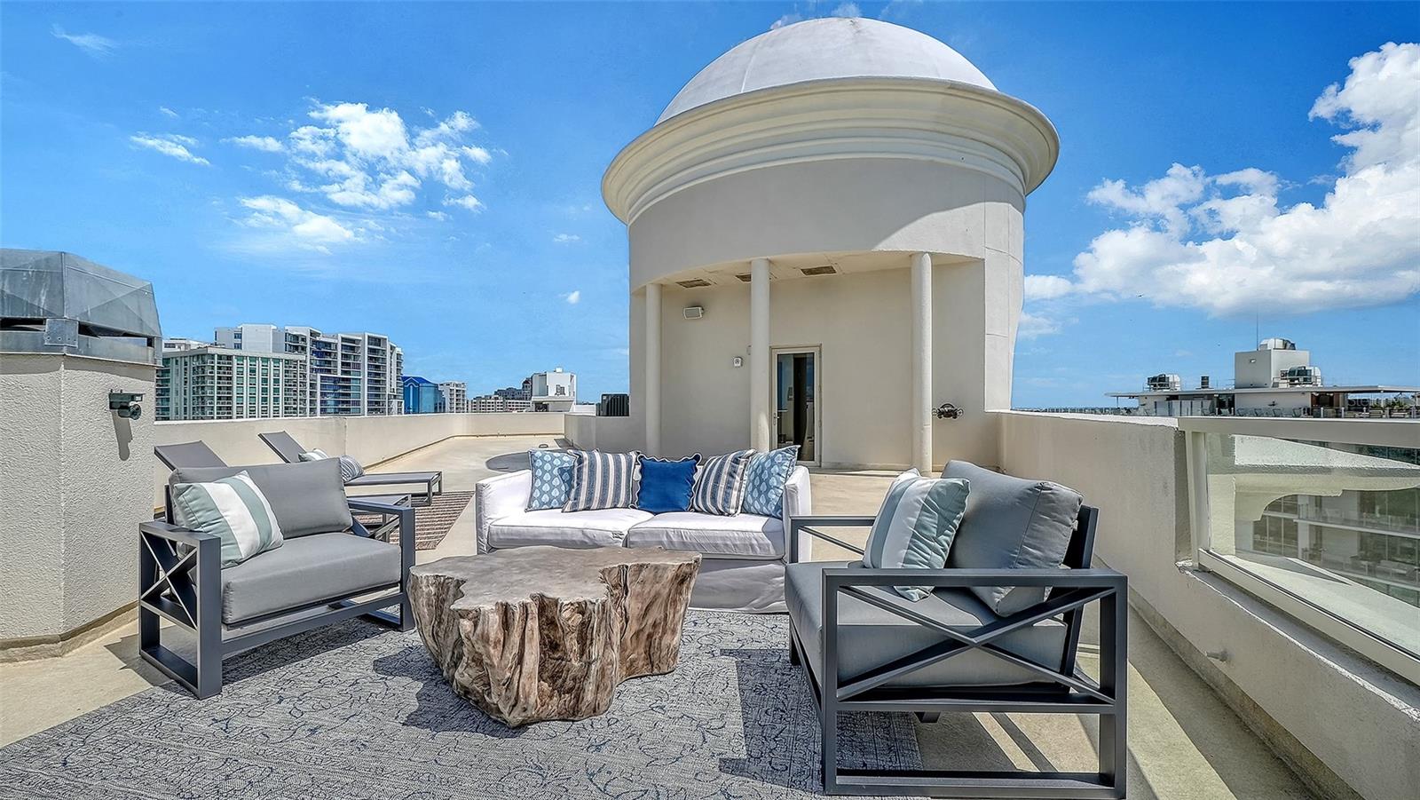 VISTA BAY POINT - Residential