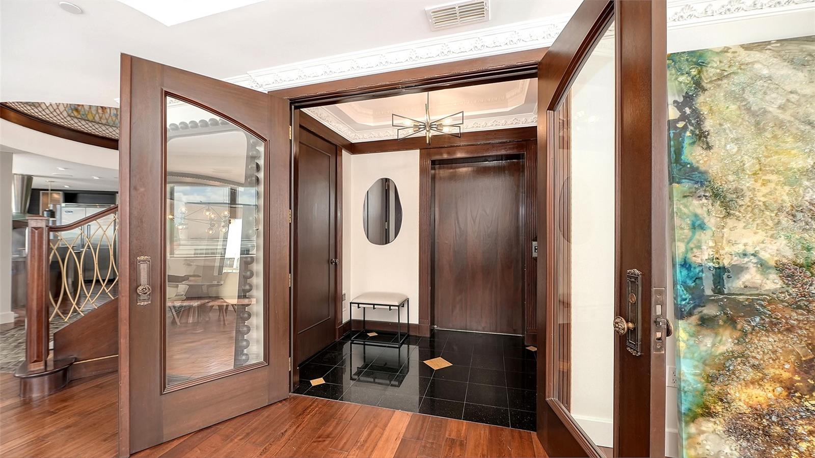 128 GOLDEN GATE POINT 901B