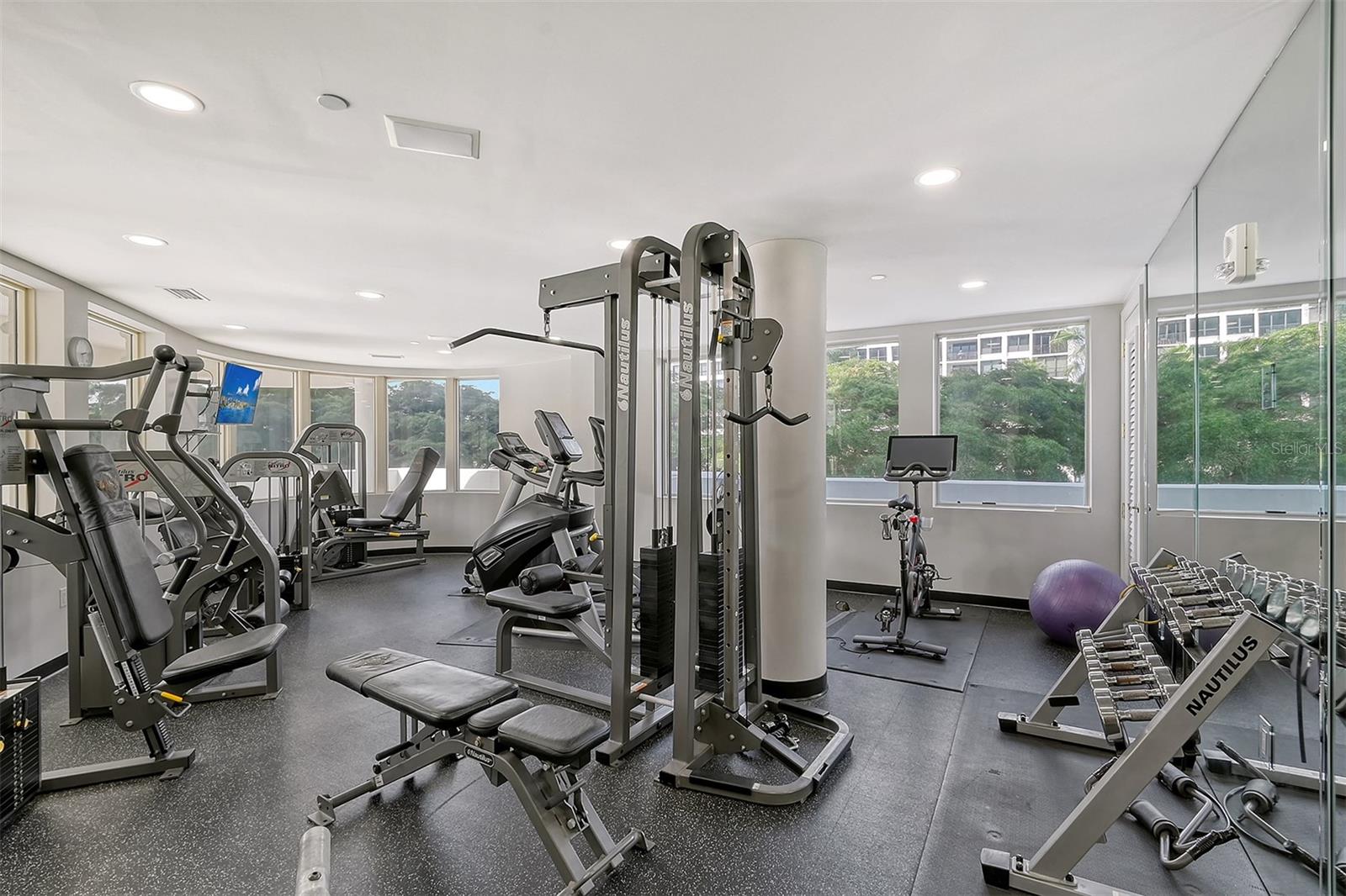 VISTA BAY POINT - Residential