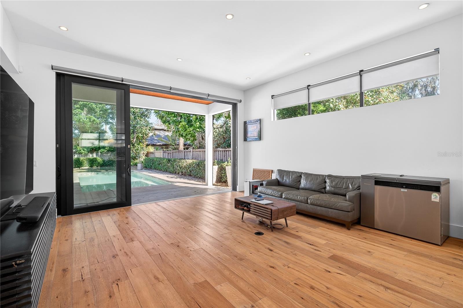 CLOUSERS SUB - Residential