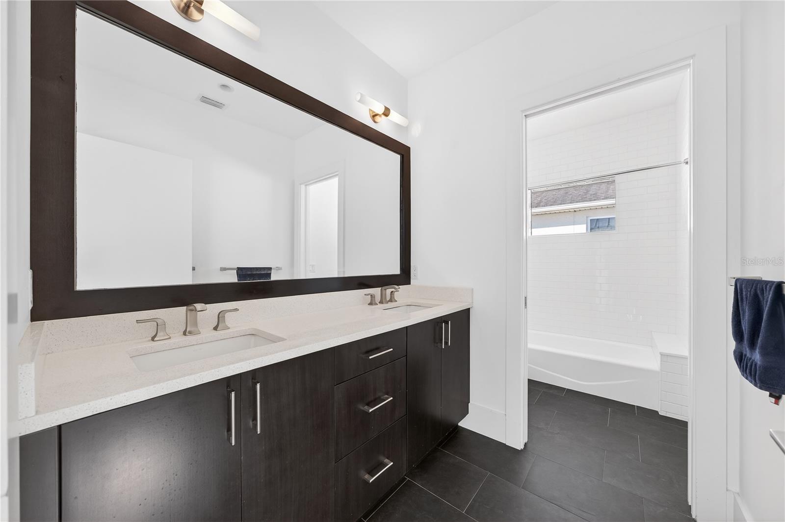 CLOUSERS SUB - Residential