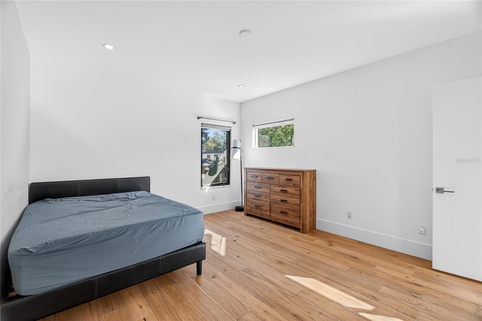 CLOUSERS SUB - Residential