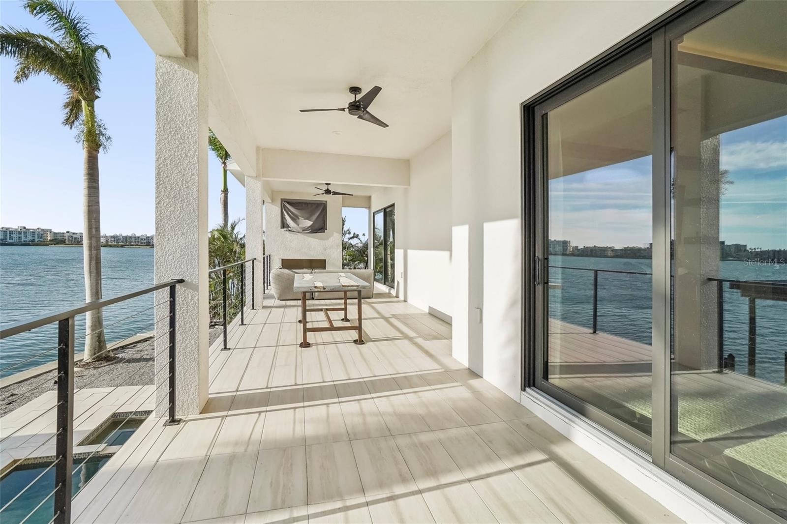 SOUTH CSWY ISLE YACHT CLUB ADD - Residential