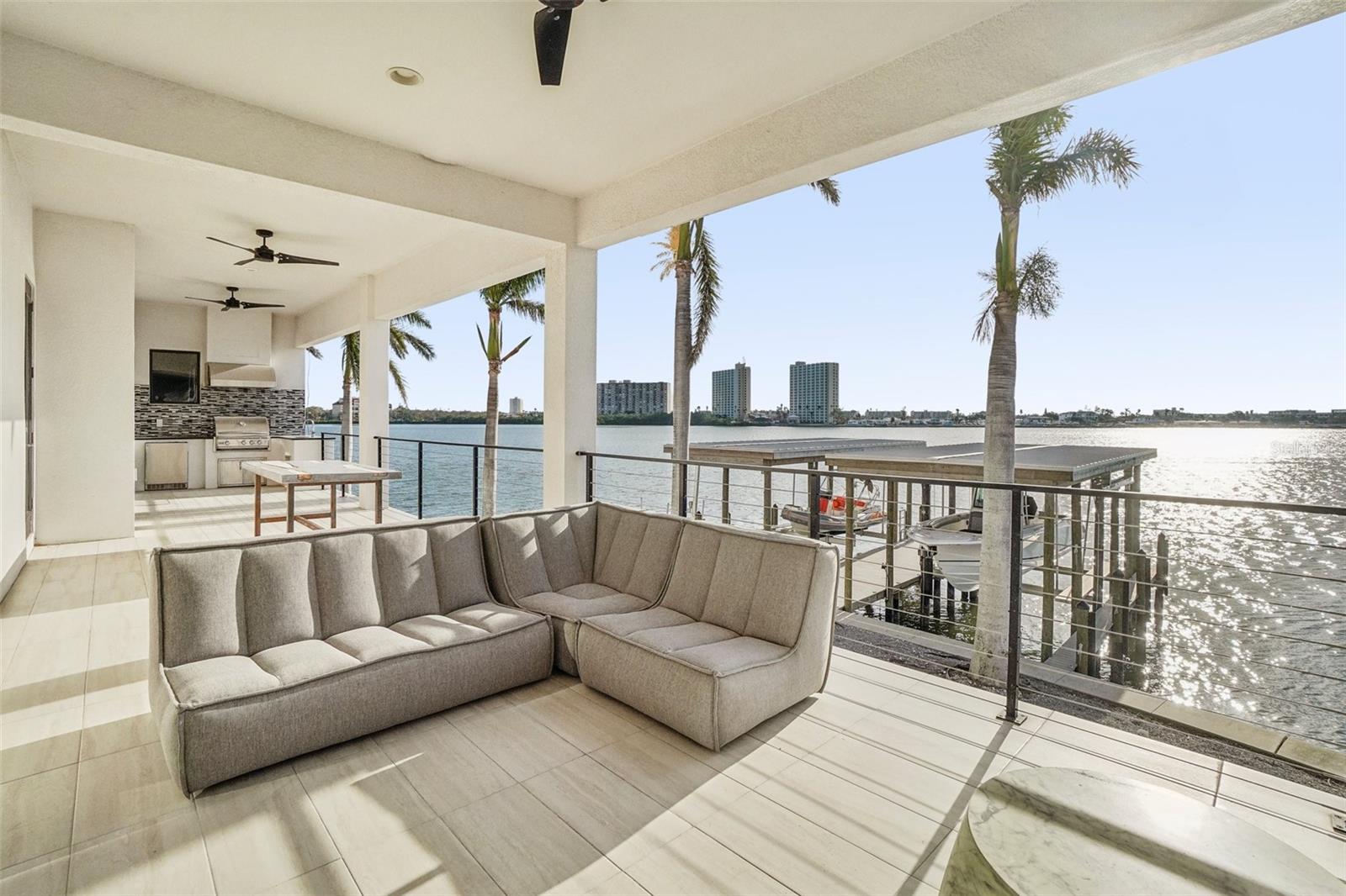 SOUTH CSWY ISLE YACHT CLUB ADD - Residential