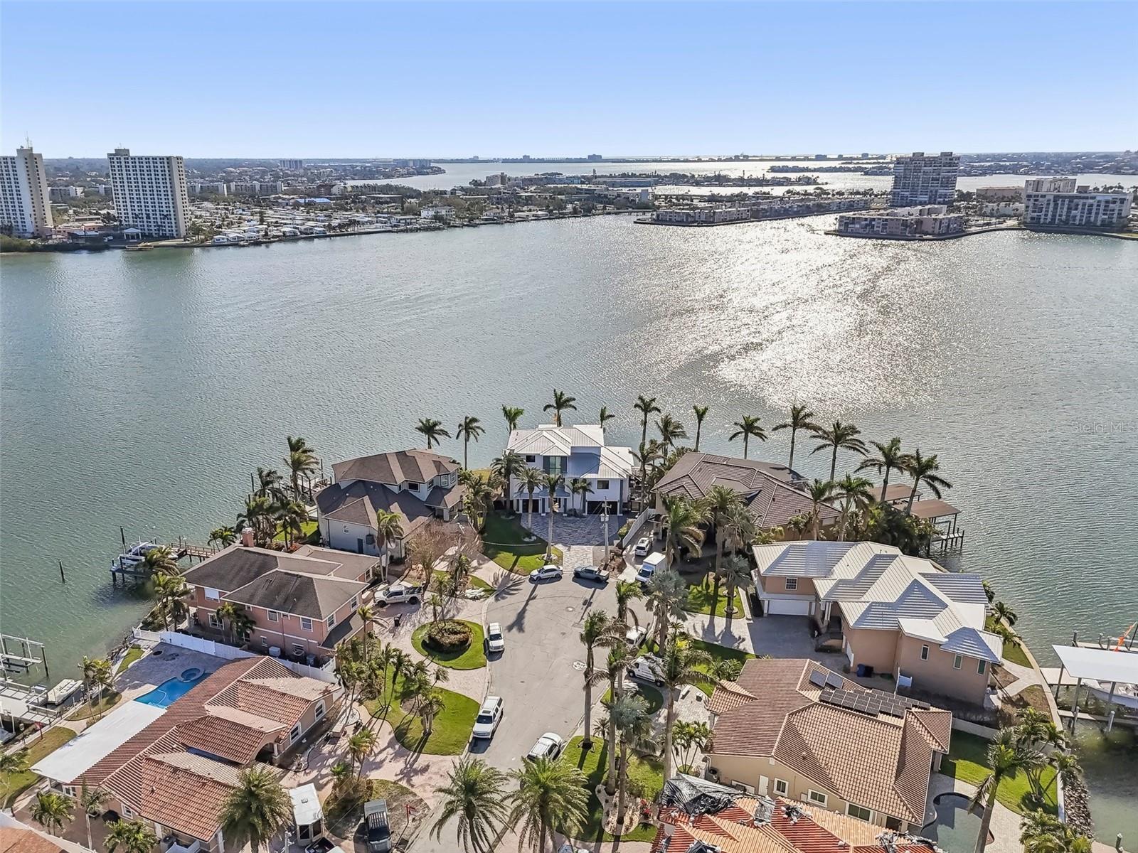 SOUTH CSWY ISLE YACHT CLUB ADD - Residential