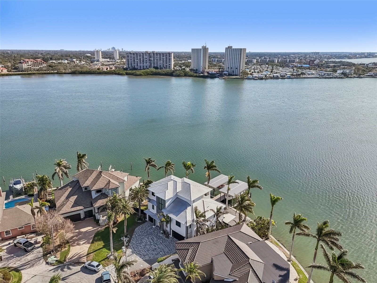 SOUTH CSWY ISLE YACHT CLUB ADD - Residential
