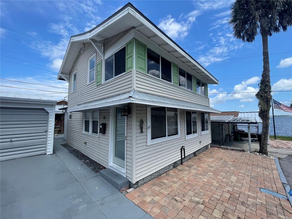 Photo of 12 Plaza Street E, Bradenton, FL 34208 (MLS # TB8420447)