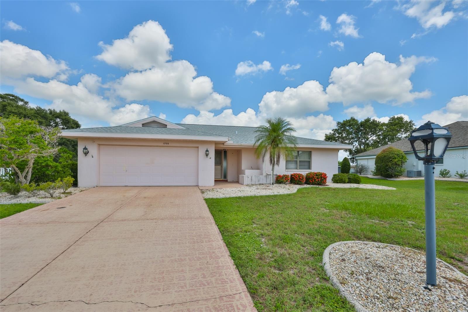 SUN CITY CENTER UNIT 32A - Residential