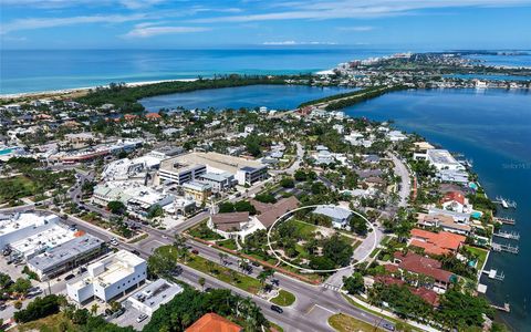 25 N WASHINGTON DRIVE SARASOTA FL 34236