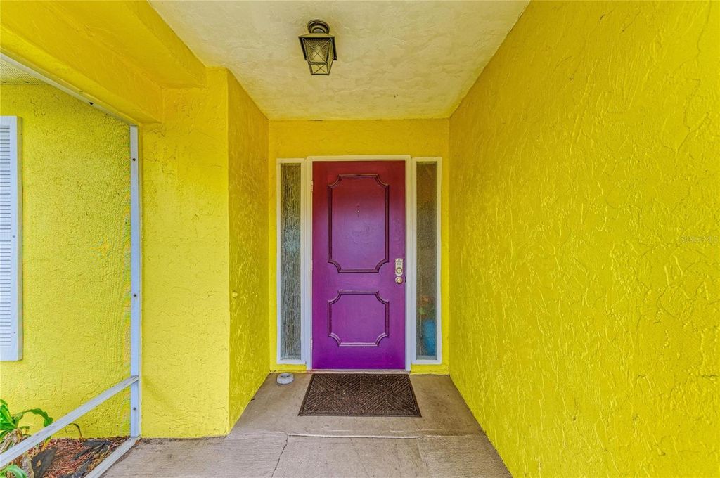 Photo of 7309 Meadowbrook Drive, Sarasota, FL 34243 (MLS # A4685102)