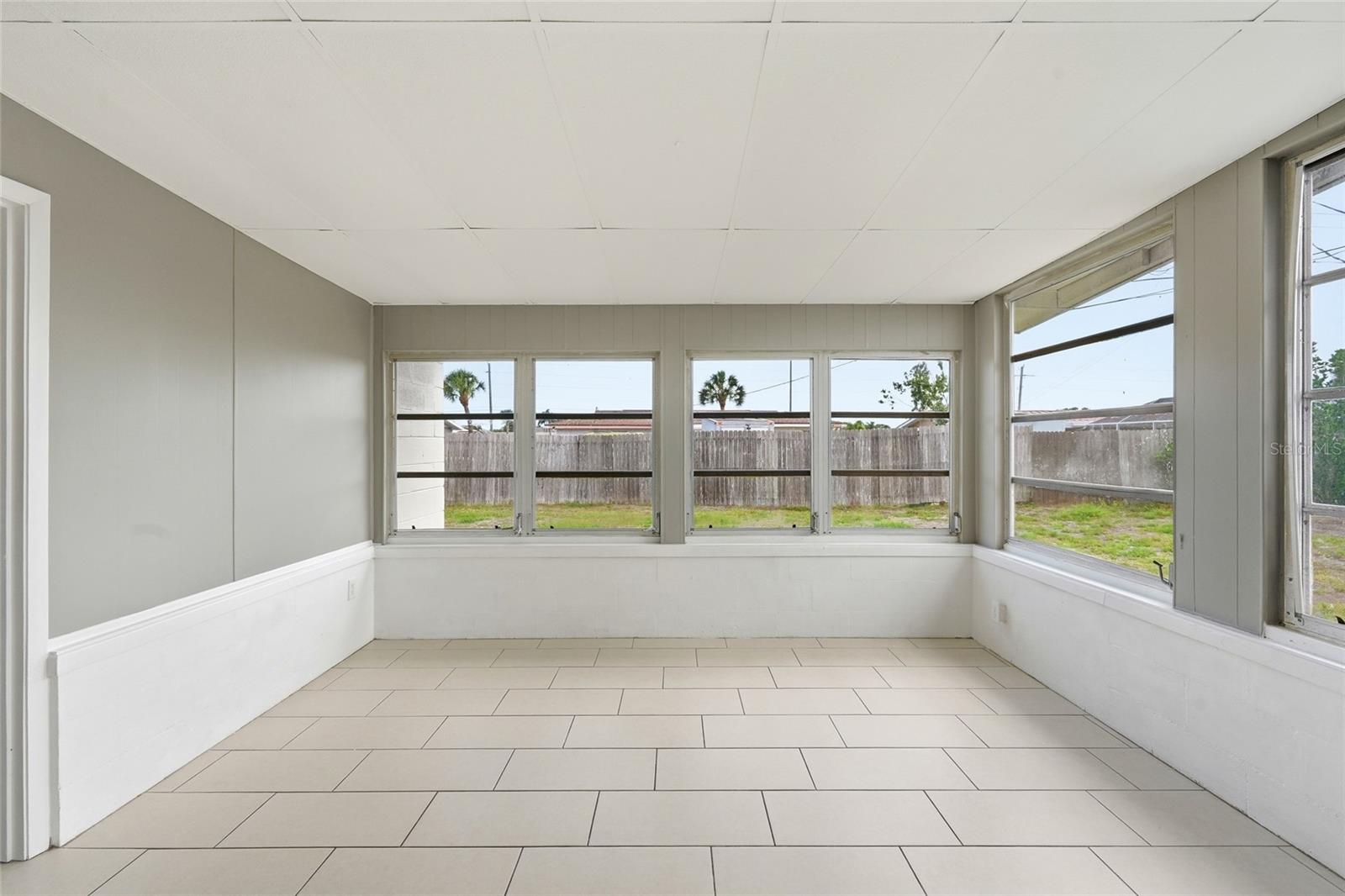 VENICE GARDENS - Residential