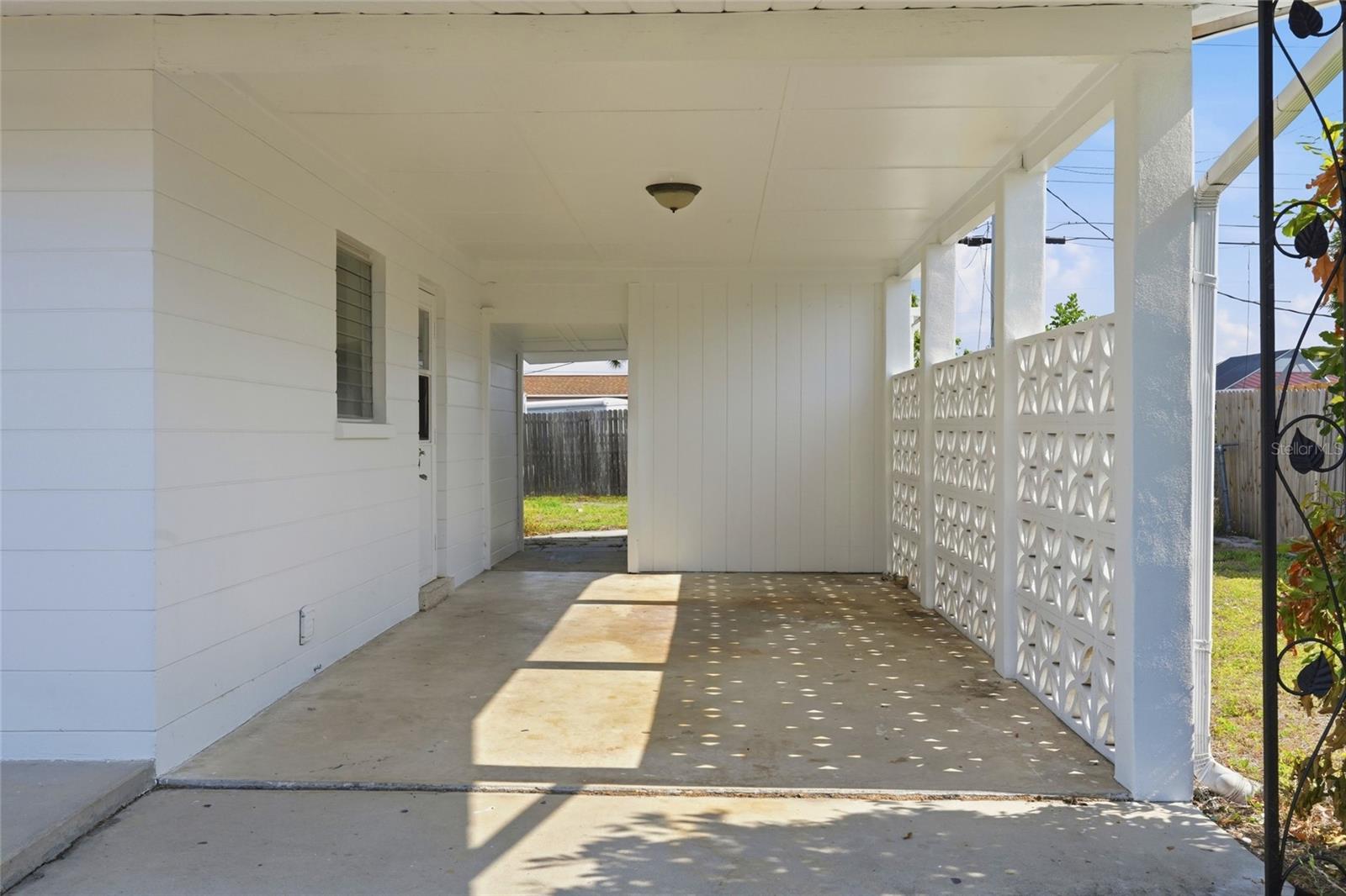 VENICE GARDENS - Residential