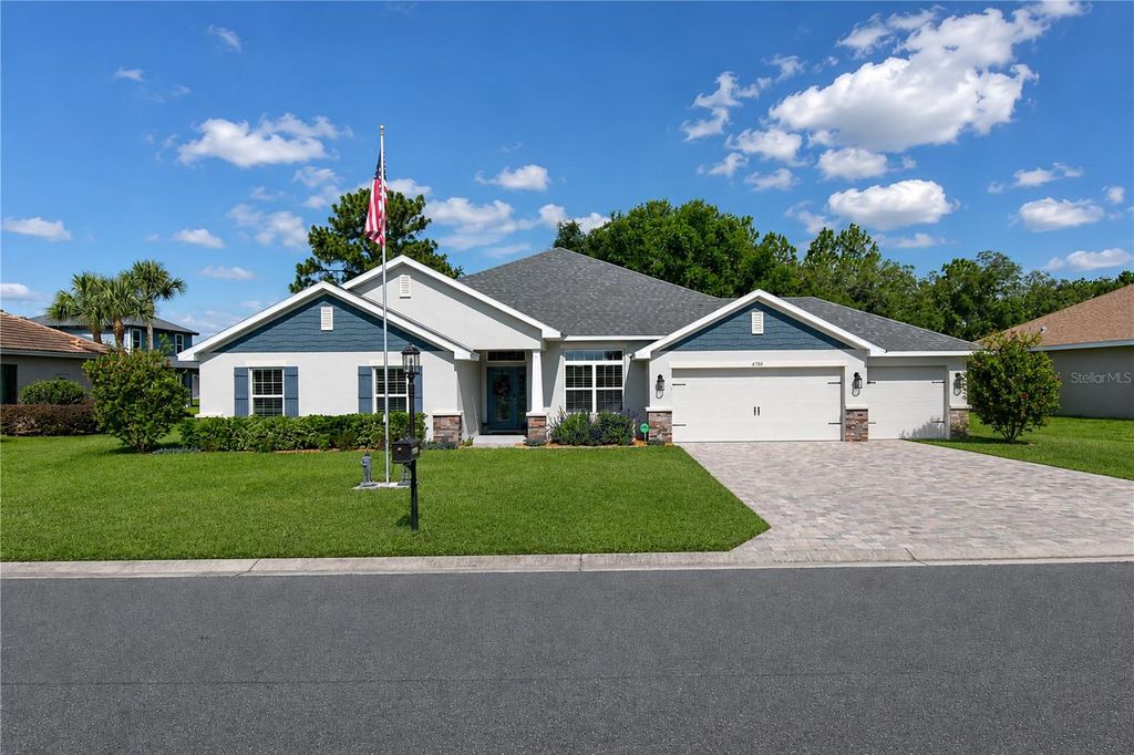 Photo of 6788 SW 179th Avenue Road, Dunnellon, FL 34432 (MLS # OM726627)