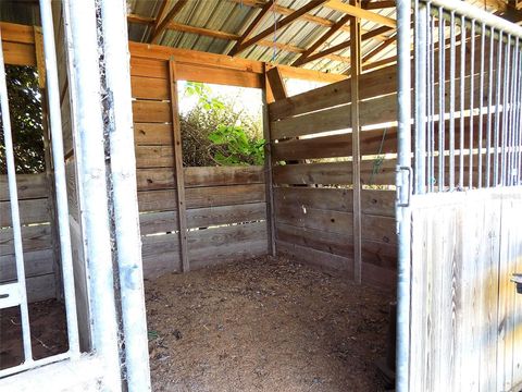 Tiny photo for 750 SW 91st Place, Ocala, FL 34476 (MLS # O6312490)