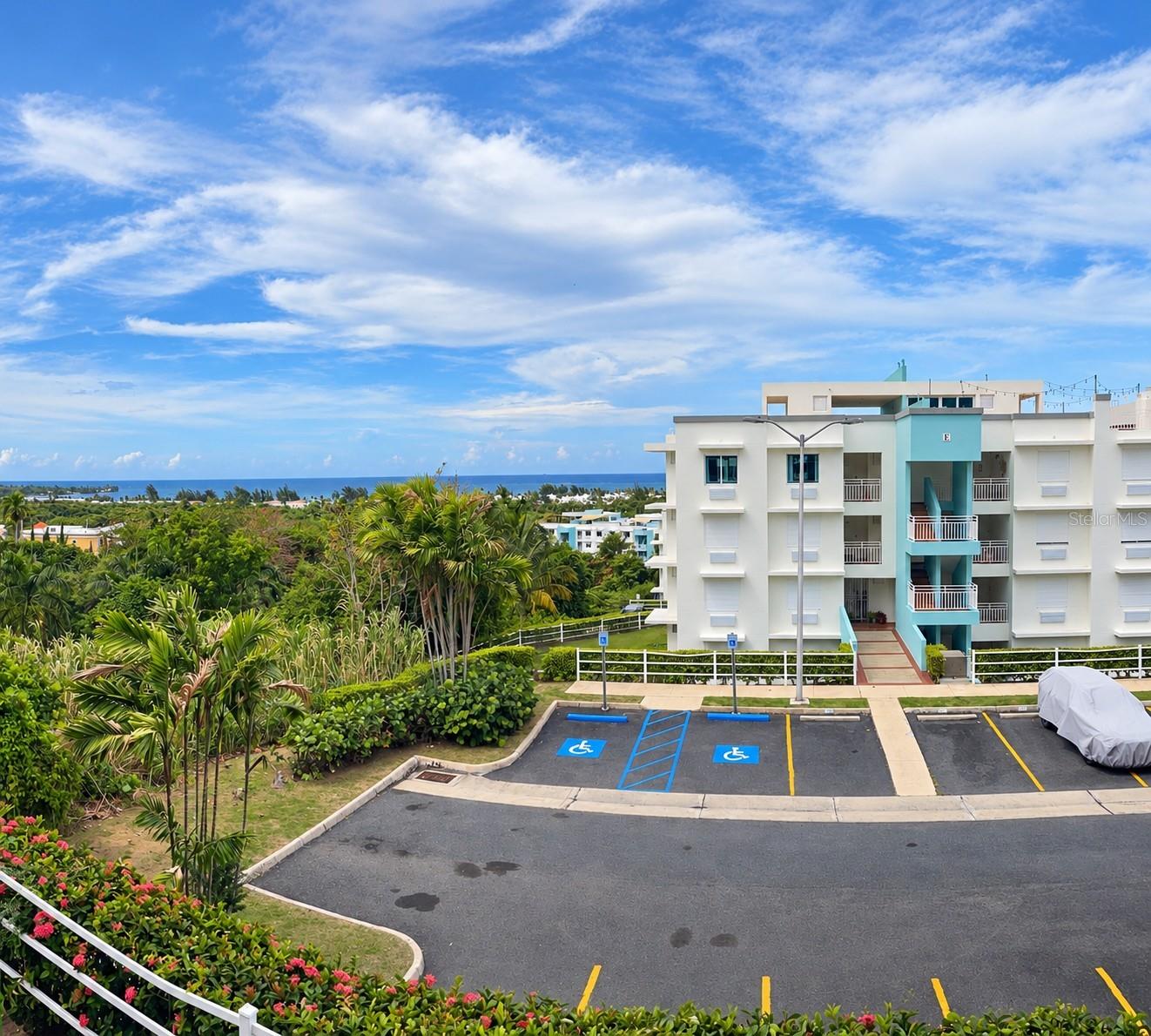 Rd 968 K1.8 LAS COLINAS STREET F202
