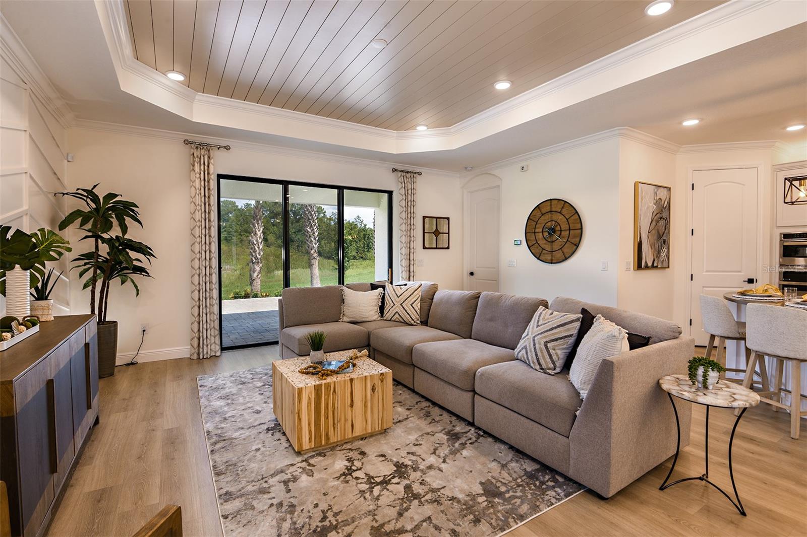 HIDDEN RIDGE - Residential