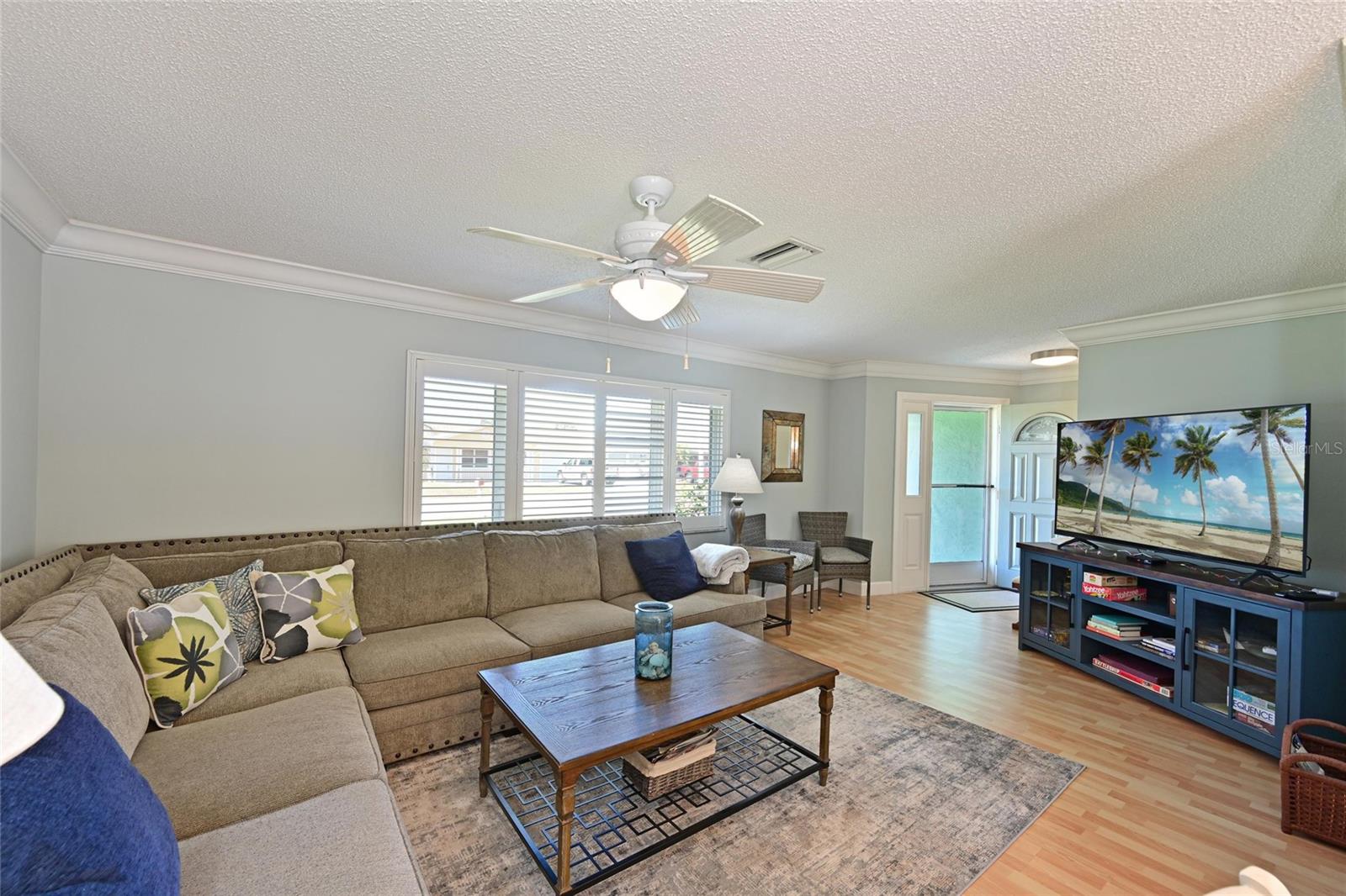 219 57TH STREET COURT W