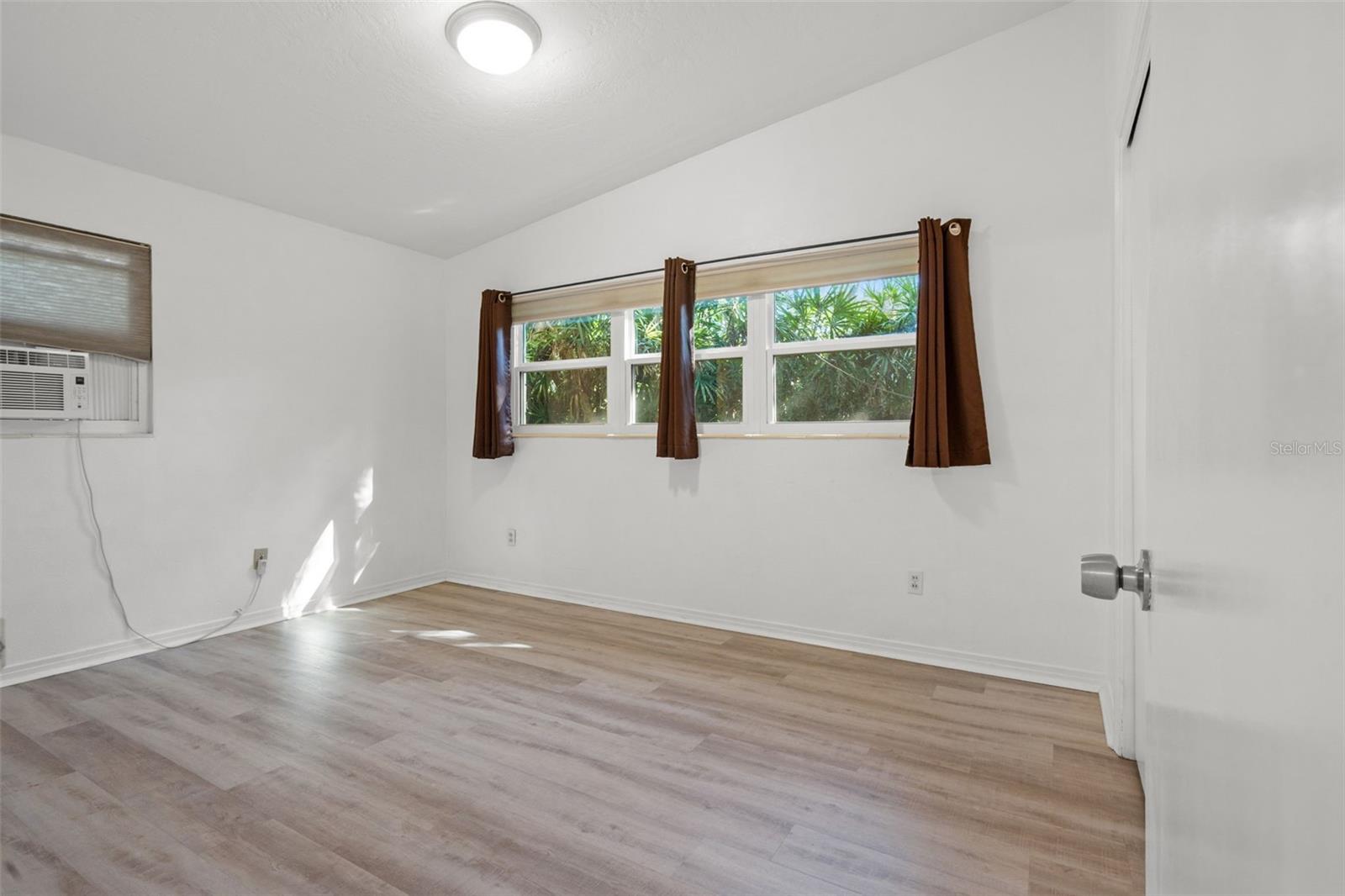 TEMPLE TERRACE RIVERSIDE SUBDI - Residential