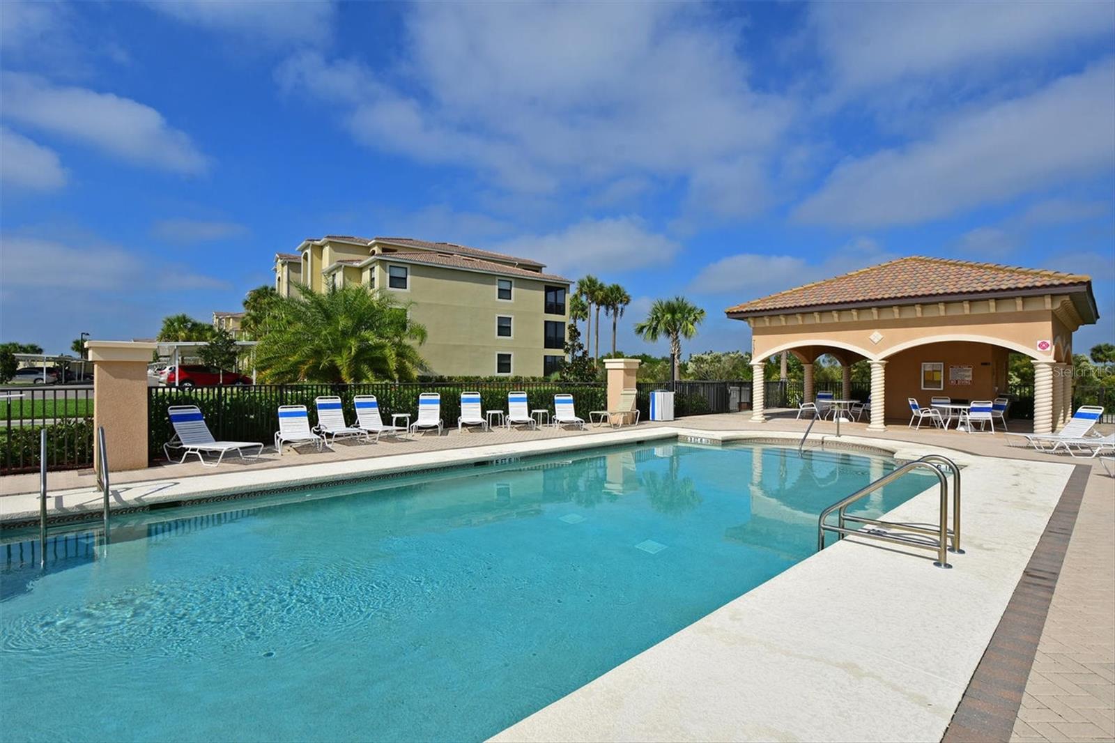 RIVER STRAND - Residential