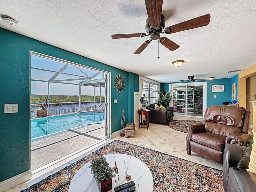 Photo of 6530 Leeside Isle, Hudson, FL 34667 (MLS # W7878567)
