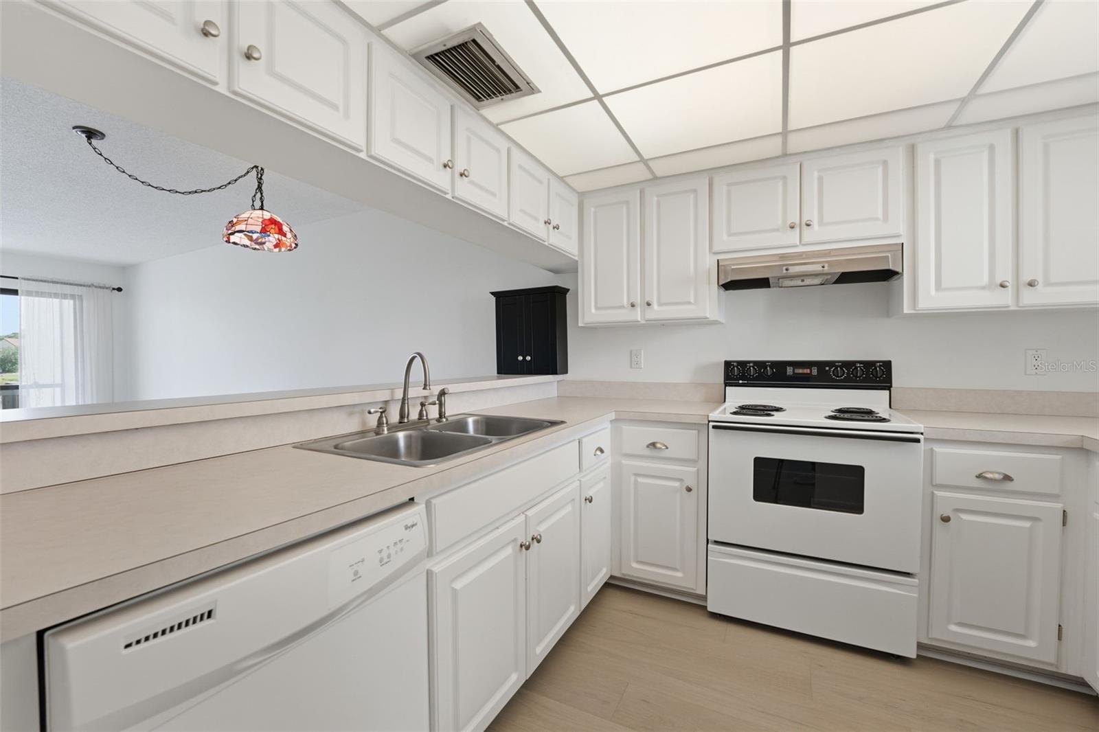 BIRD BAY II - Residential