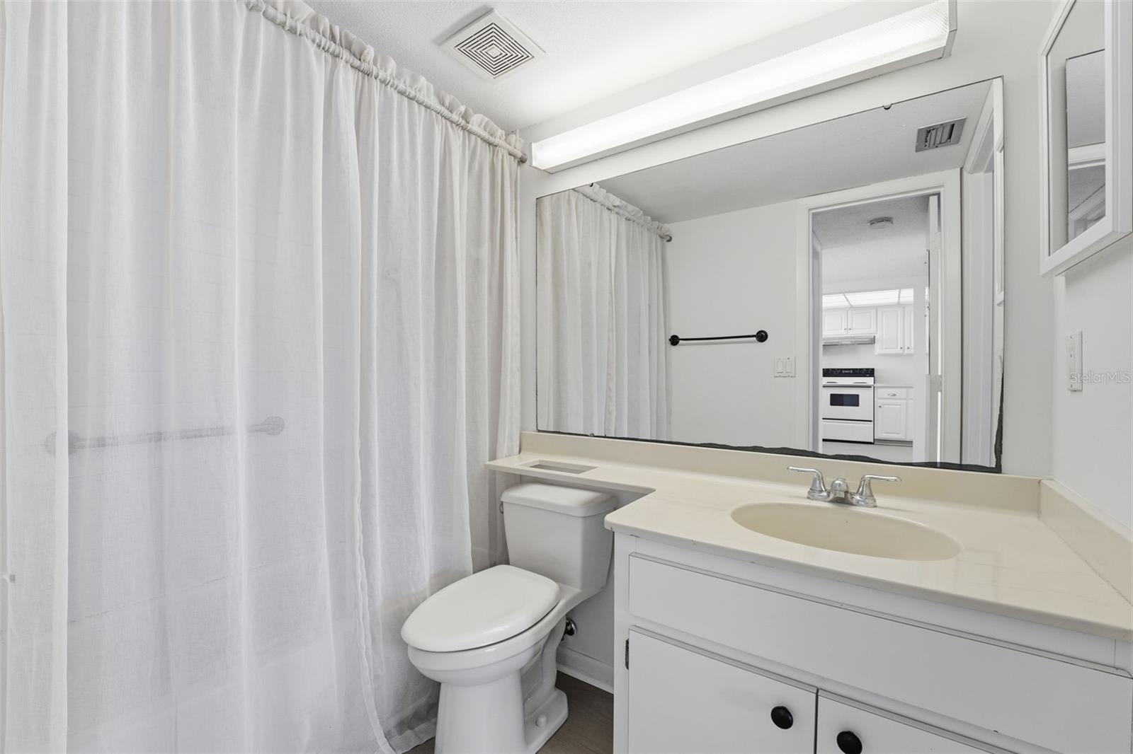 BIRD BAY II - Residential