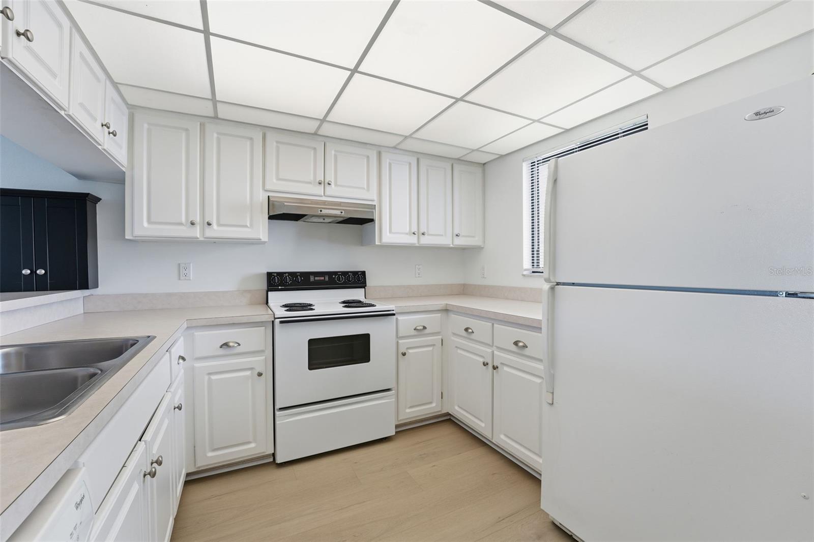 BIRD BAY II - Residential