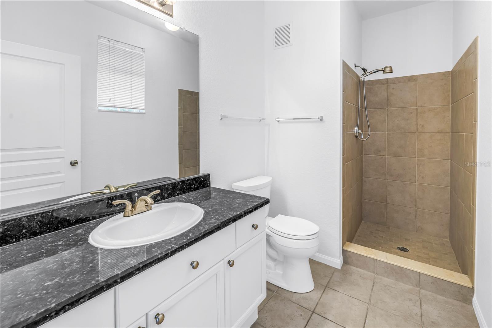 OXFORD PLACE AT TAMPA PALMS A - Residential