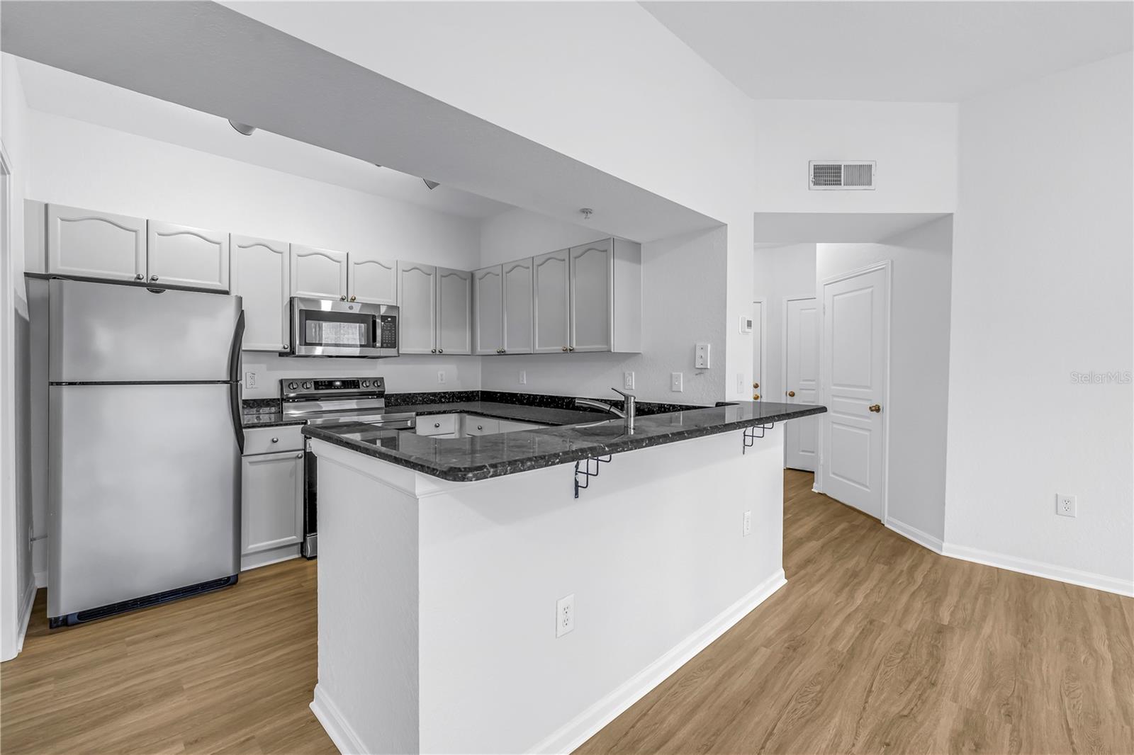 OXFORD PLACE AT TAMPA PALMS A - Residential