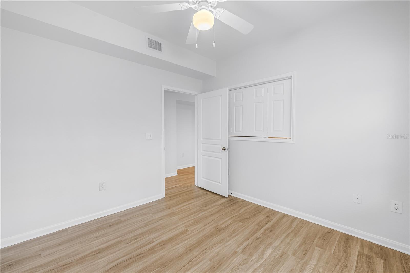 OXFORD PLACE AT TAMPA PALMS A - Residential