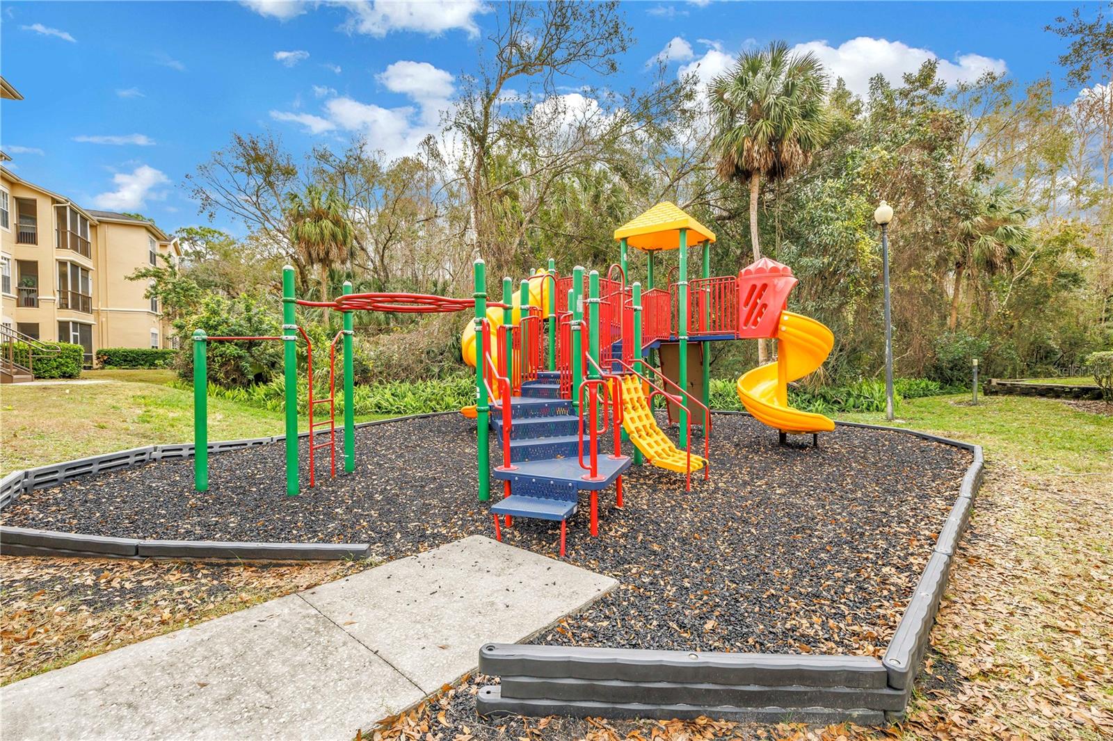 OXFORD PLACE AT TAMPA PALMS A - Residential