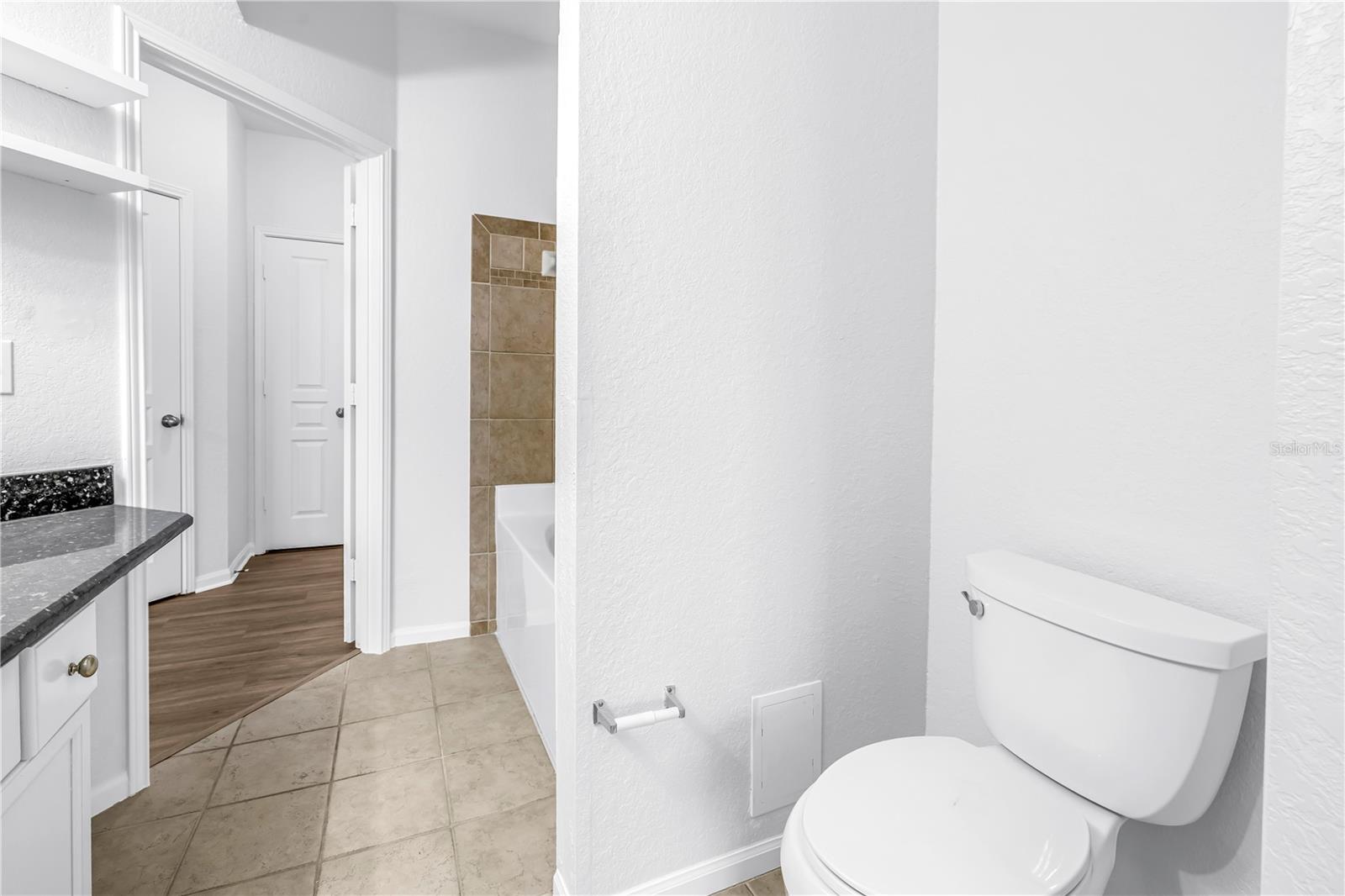 OXFORD PLACE AT TAMPA PALMS A - Residential