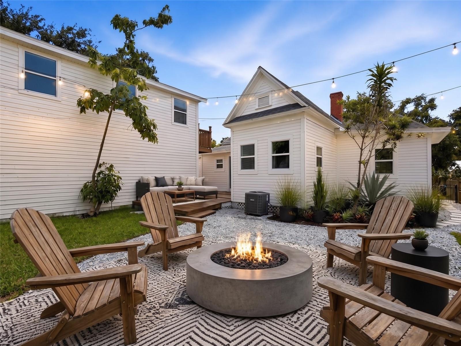 317 W FRANCES AVENUE