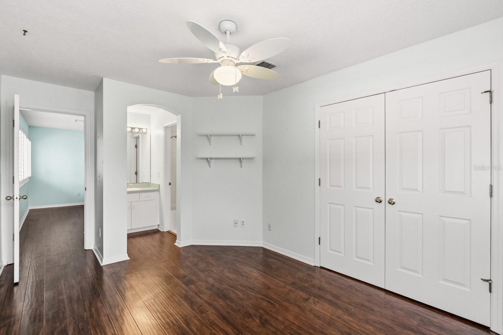 DIAMOND COVEB - Residential