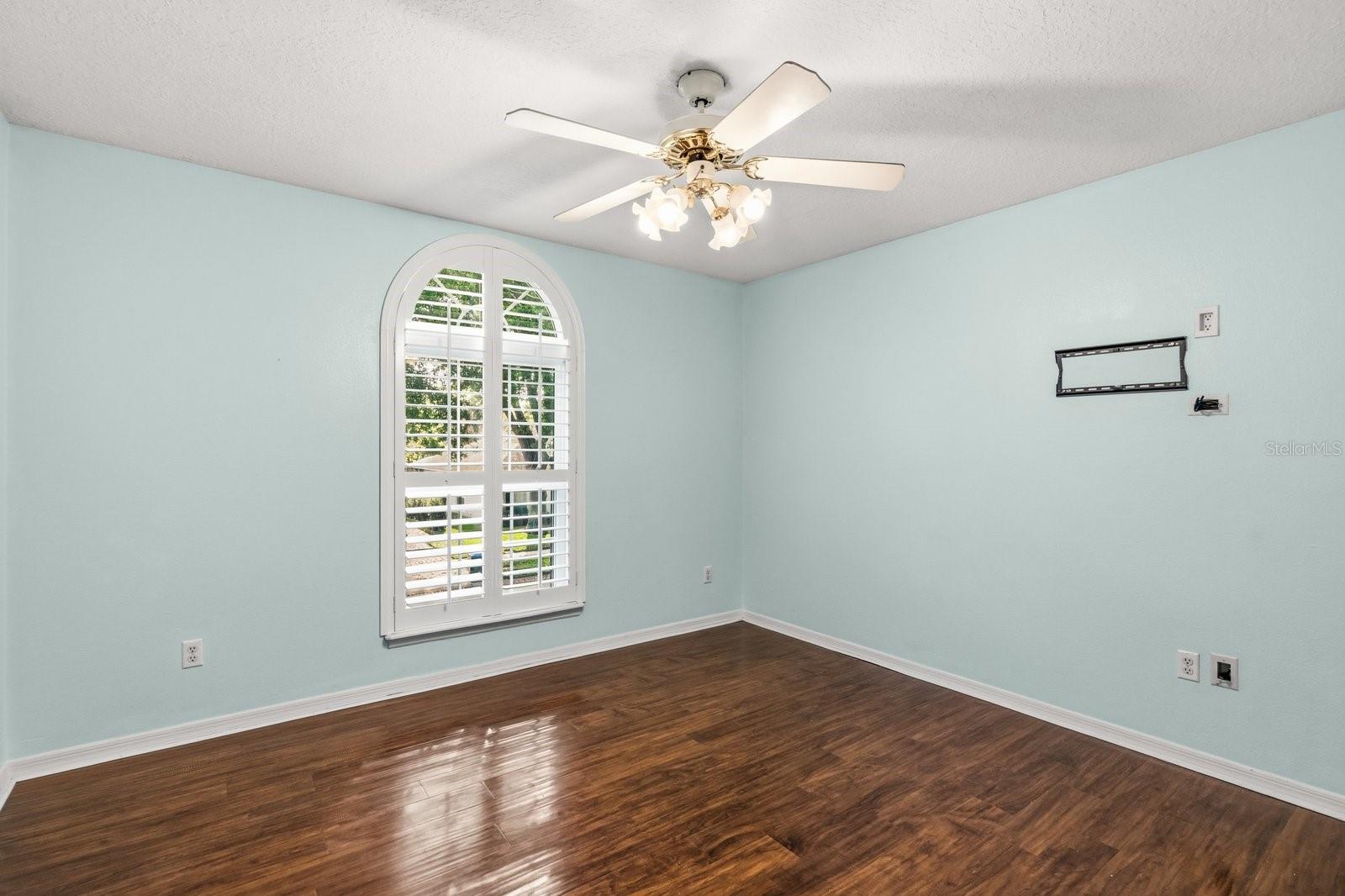 DIAMOND COVEB - Residential