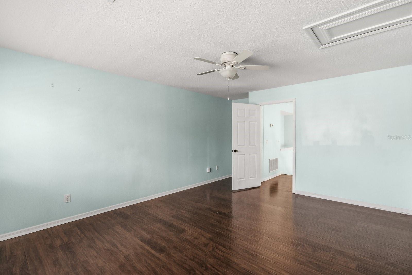 DIAMOND COVEB - Residential