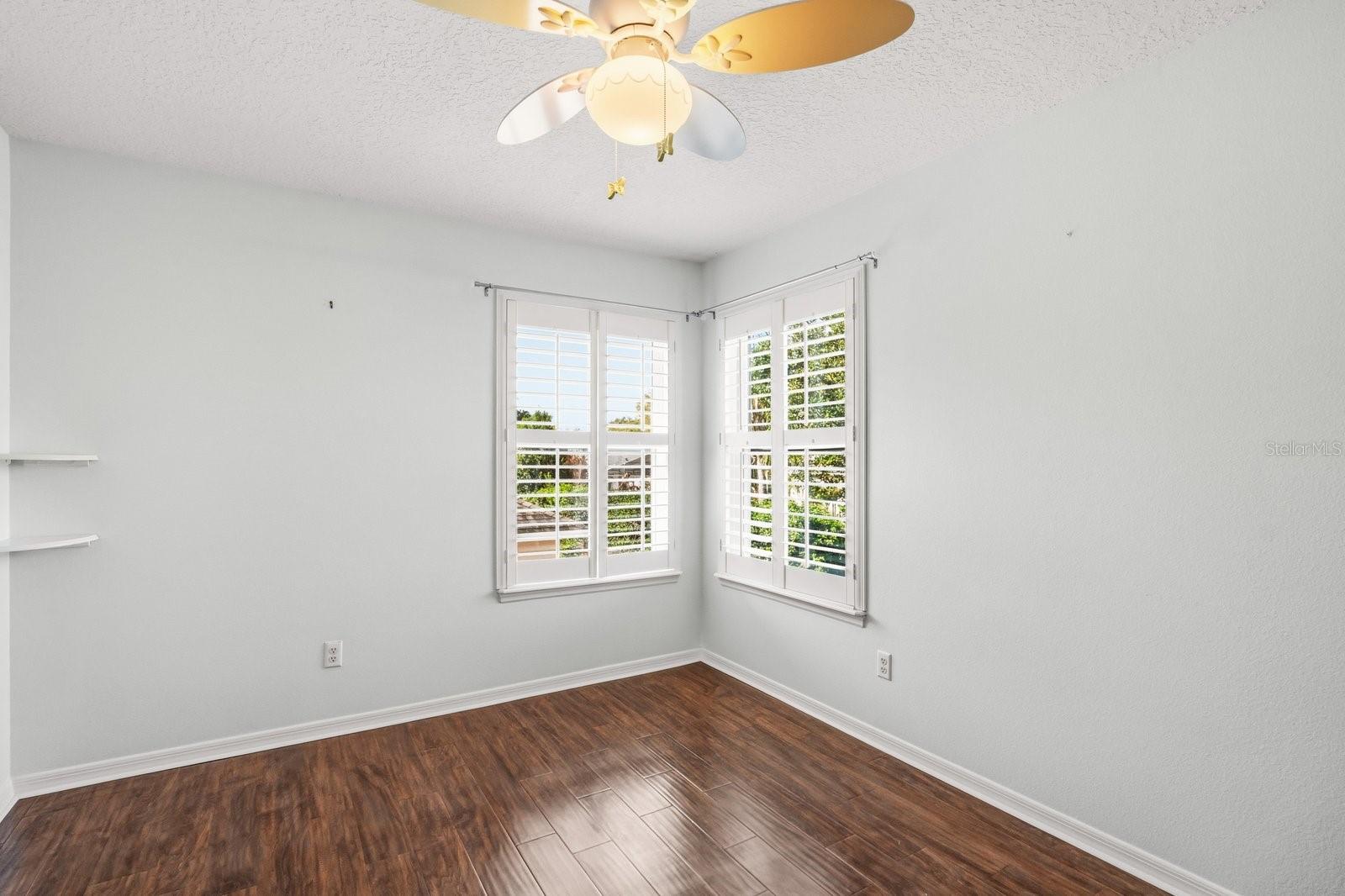 DIAMOND COVEB - Residential