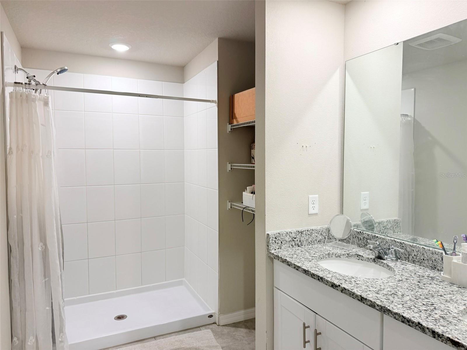 TOWNS/WATERGRASS - Residential Lease