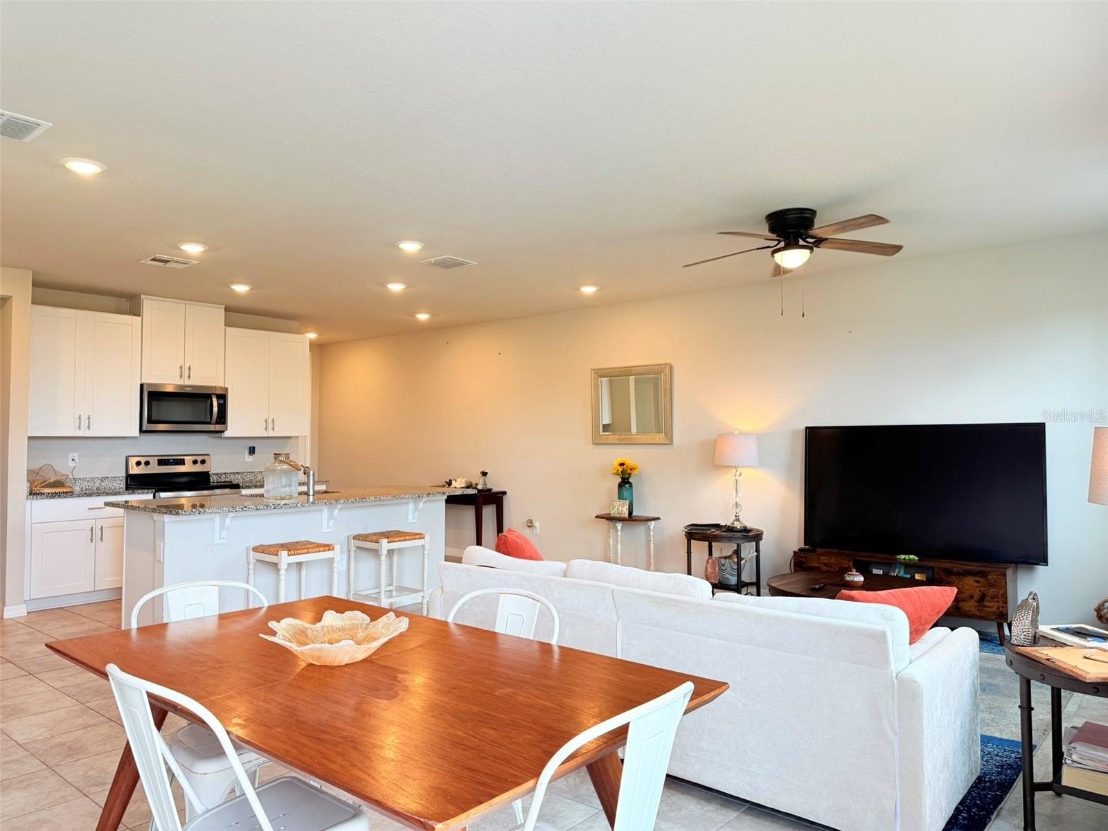 TOWNS/WATERGRASS - Residential Lease