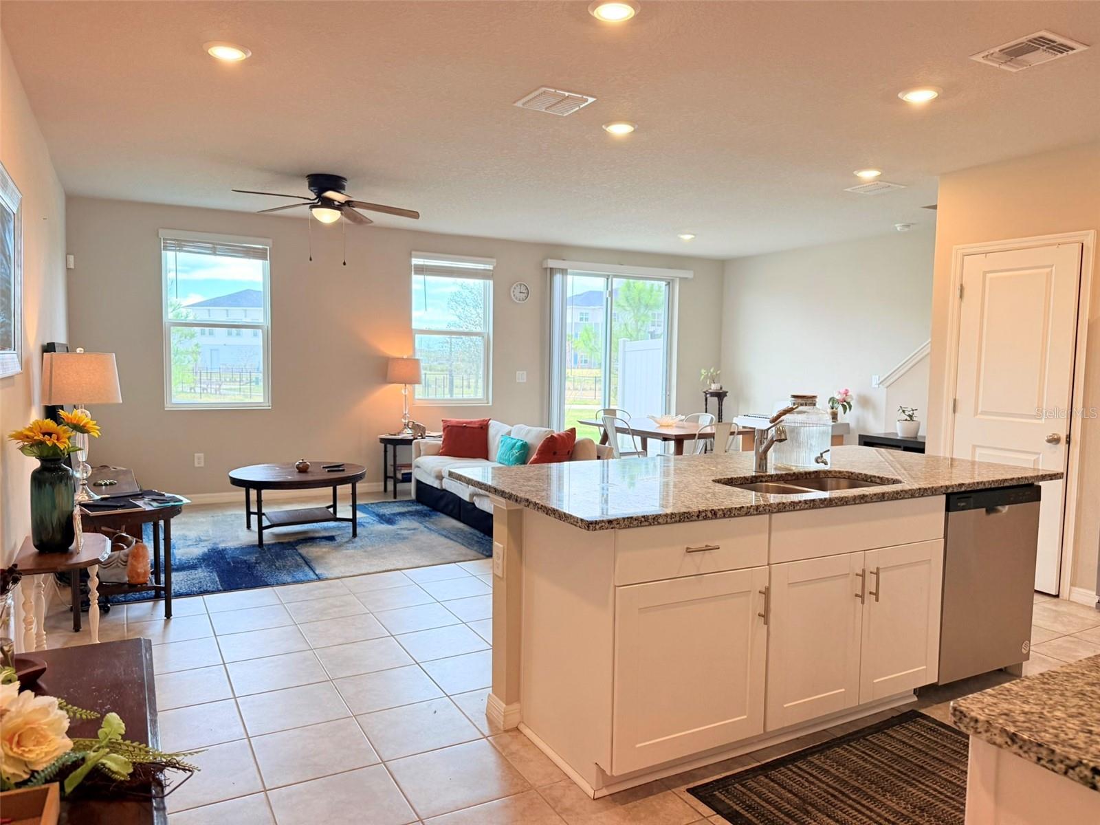 TOWNS/WATERGRASS - Residential Lease